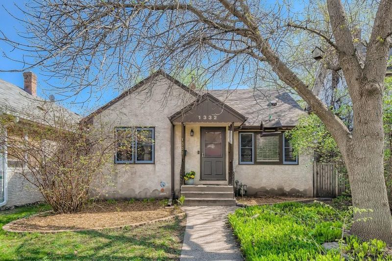 1332 Van Buren Ave, Saint Paul, MN 55104