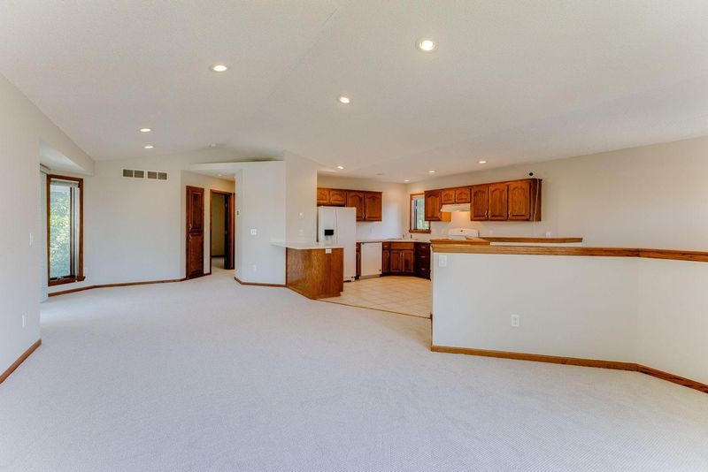 12001 90th Ave N, Maple Grove, MN 55369