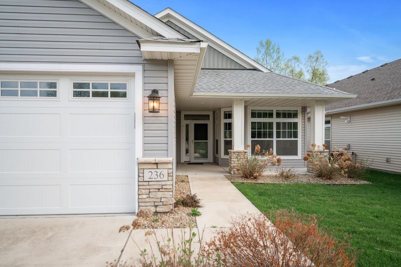 236 Lowell Rd, Champlin, MN 55316
