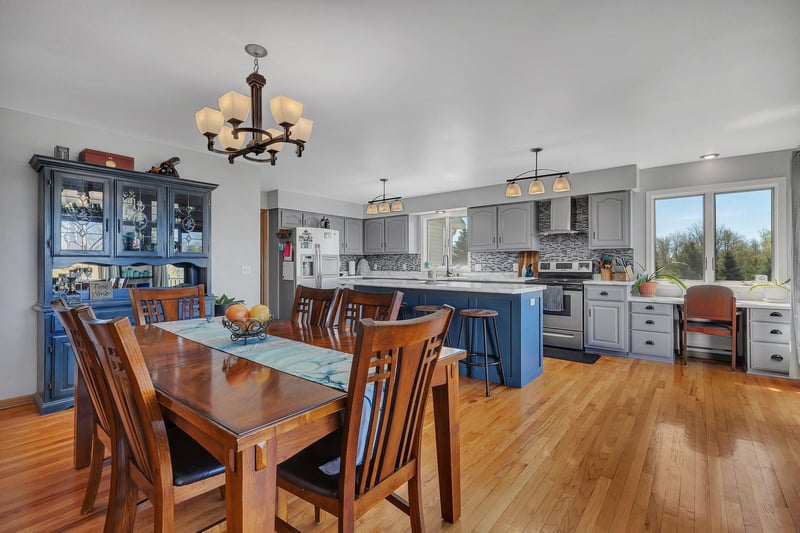 5386 Agate Rd, Burtrum, MN 56318