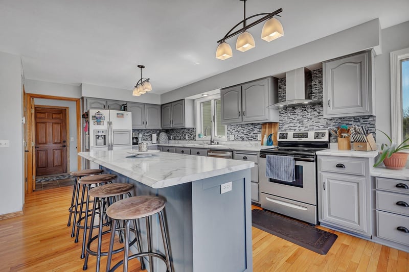 5386 Agate Rd, Burtrum, MN 56318