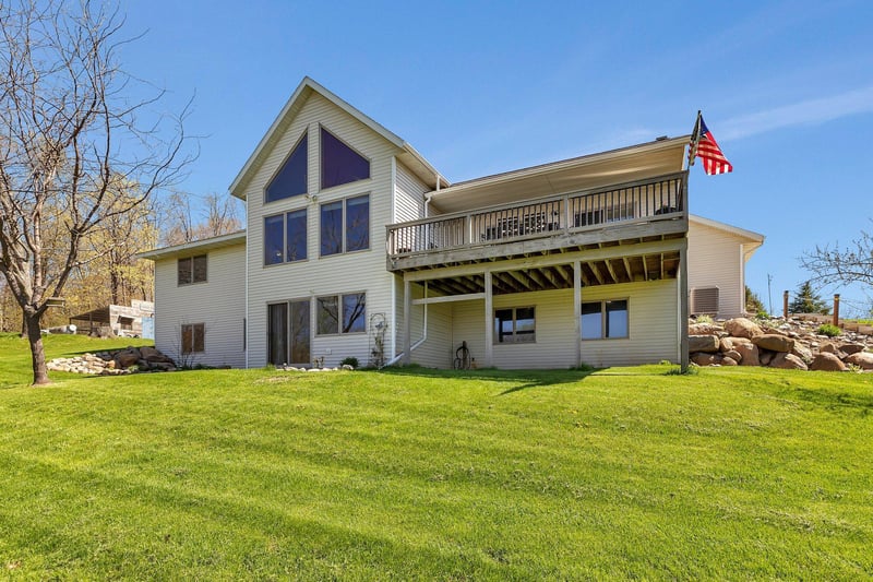 5386 Agate Rd, Burtrum, MN 56318