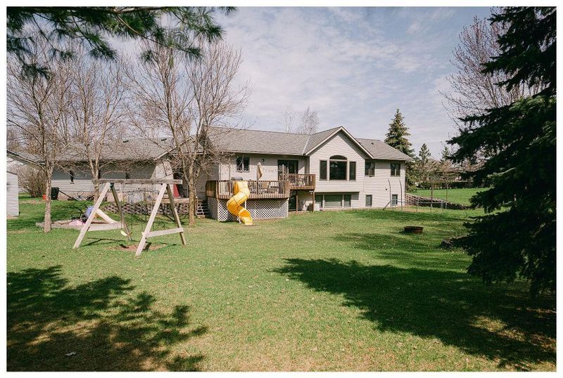 609 Labelle Pl, Little Falls, MN 56345
