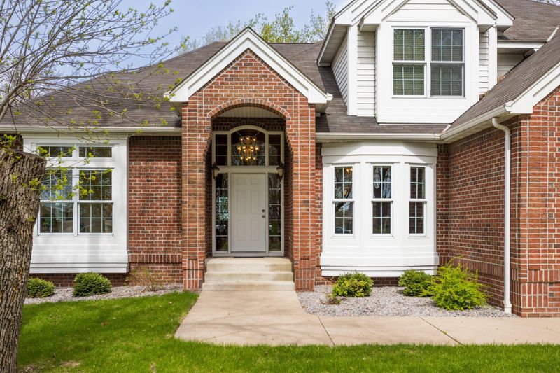 1021 Harvey Dr, Gaylord, MN 55334