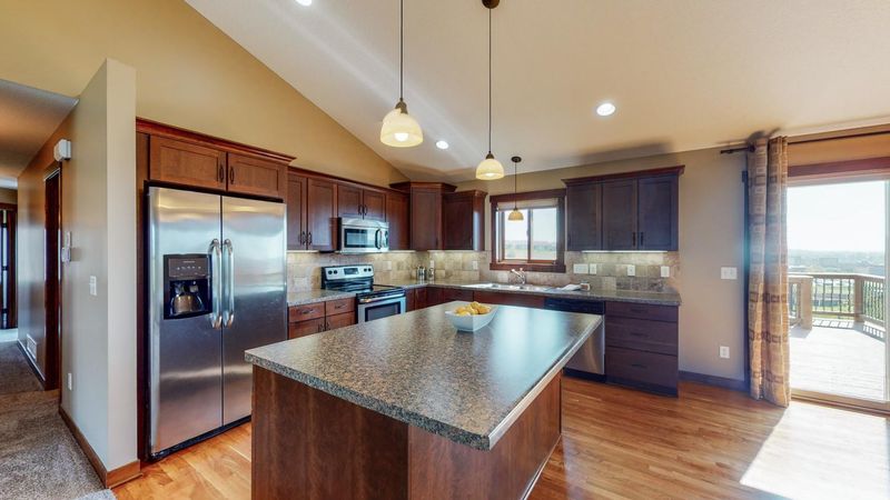 2240 Ashland Dr NW, Rochester, MN 55901