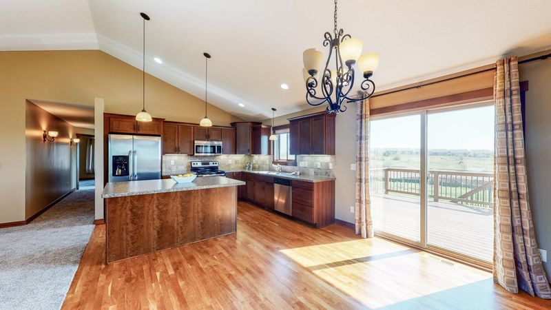 2240 Ashland Dr NW, Rochester, MN 55901