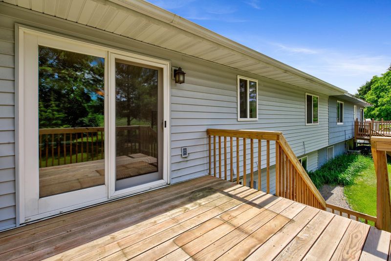 2508 Birchview Ln, Minnetonka, MN 55305