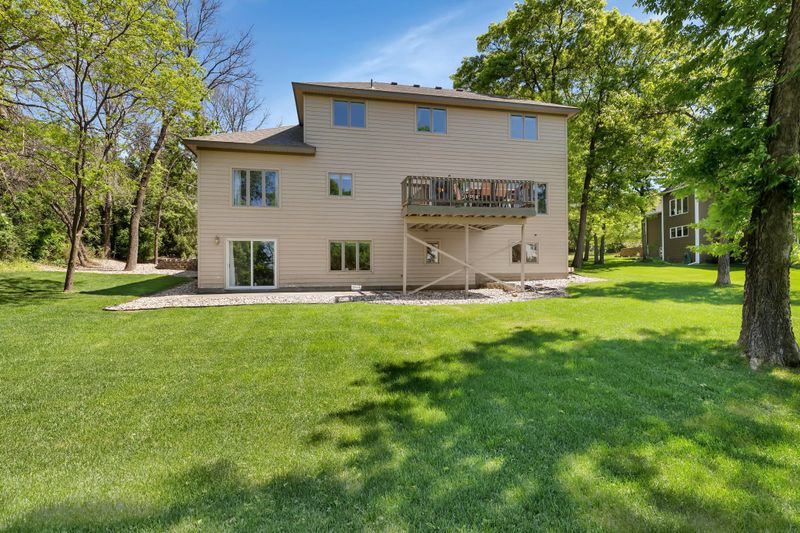 2219 Chelmsford Ln, Saint Cloud, MN 56301
