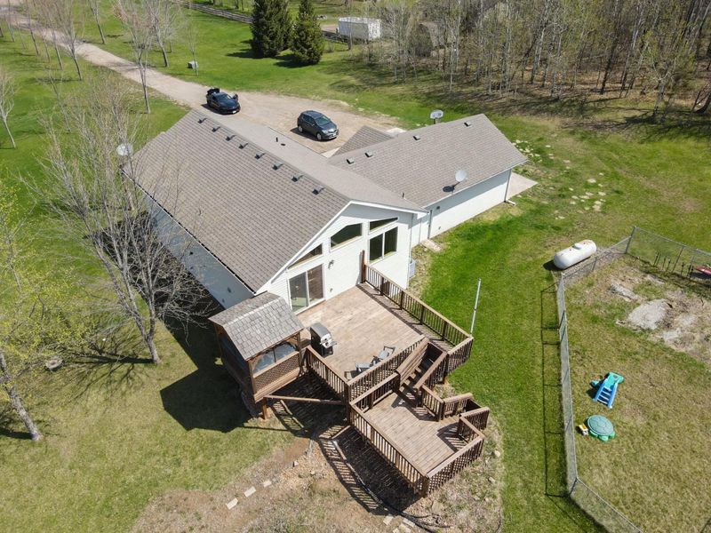 8593 90th St, Princeton, MN 55371