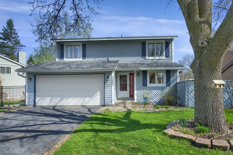 1382 Willow Creek Ln, Shoreview, MN 55126