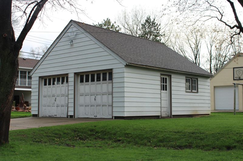 22 6th Ave N, Sauk Rapids, MN 56379