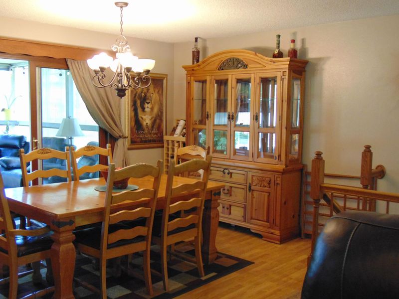 1217 7th St SE, Waseca, MN 56093
