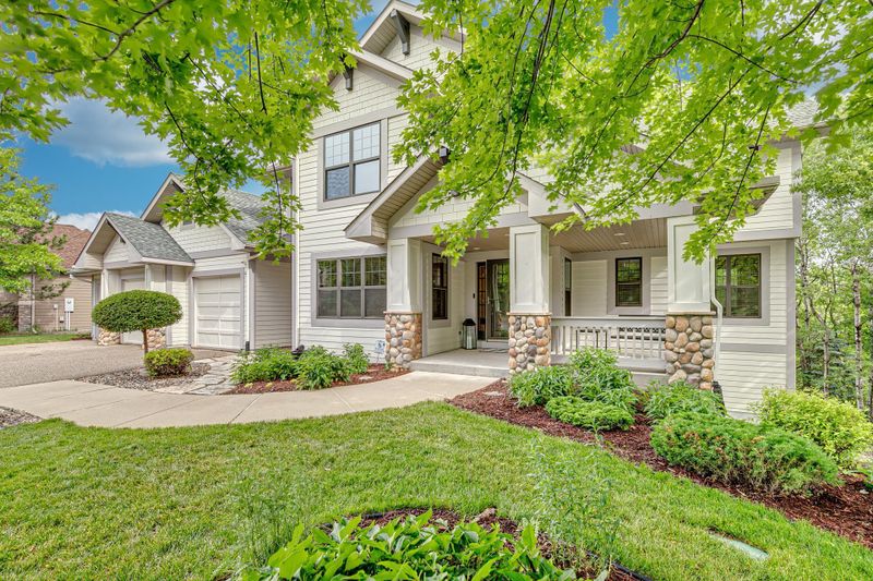 1620 Timber Ridge Ct, Burnsville, MN 55306