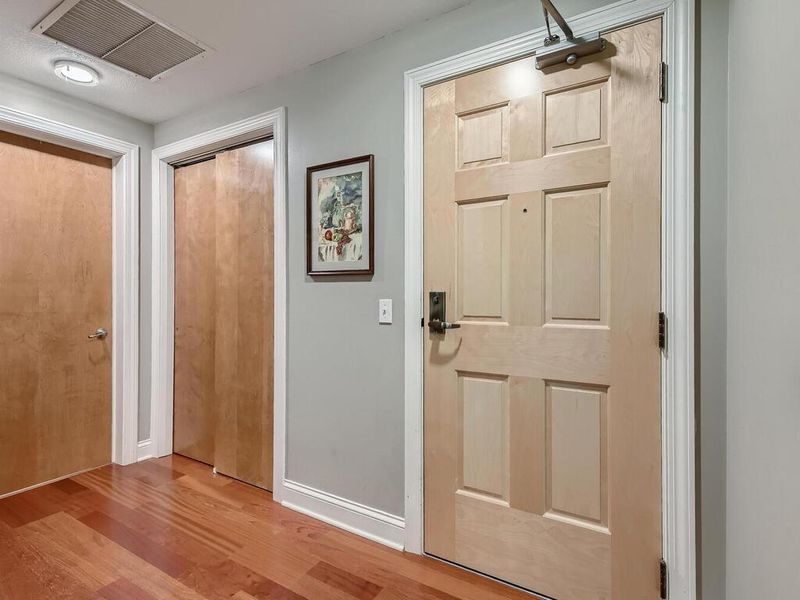 650 Main St N #206, Stillwater, MN 55082