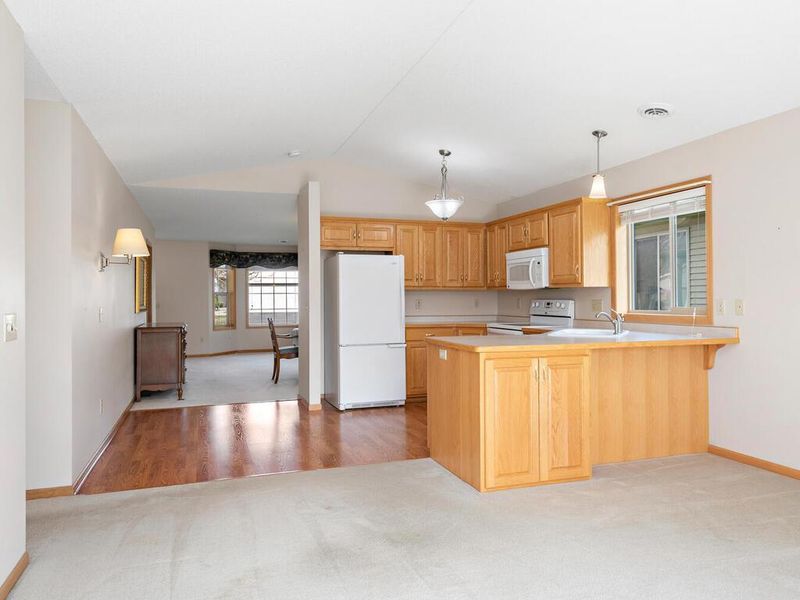 1402 Roberts Rd, Buffalo, MN 55313