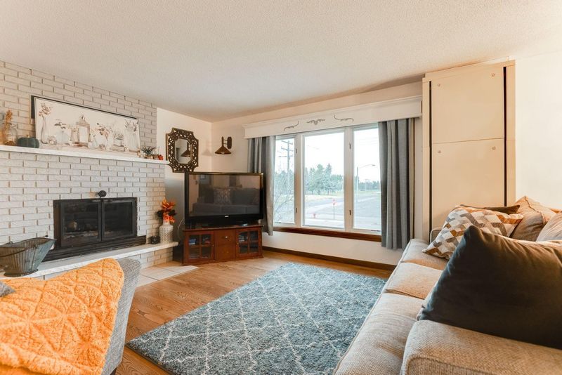 590 W 1st St, Rush City, MN 55069