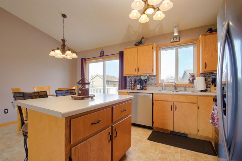 11277 Laura Cir, Becker, MN 55308