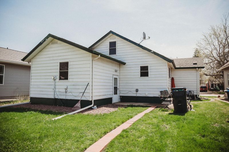 1515 2nd Ave, Worthington, MN 56187