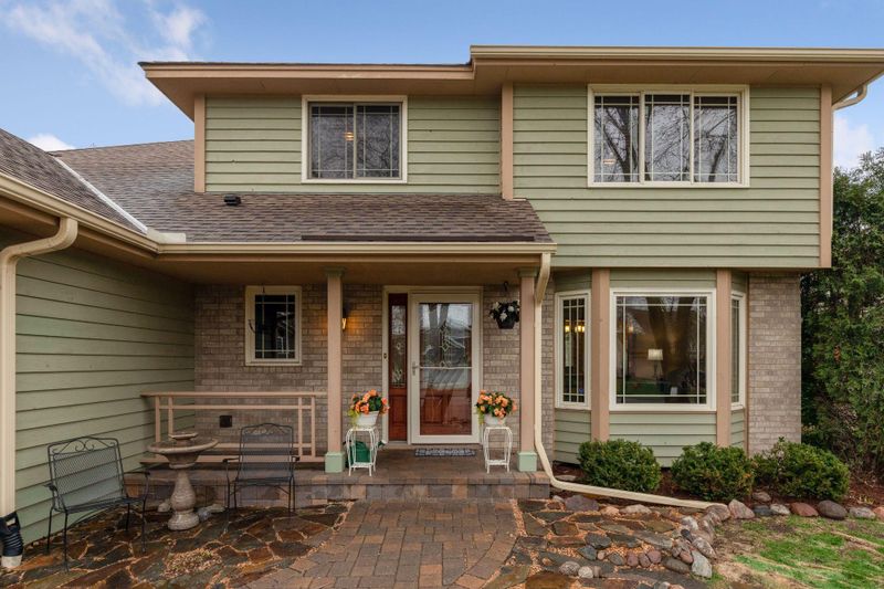 9002 Vickors Crossing, Brooklyn Park, MN 55443