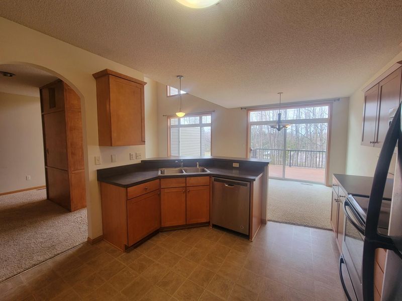 14354 NW Waterfall Ct, Prior Lake, MN 55372