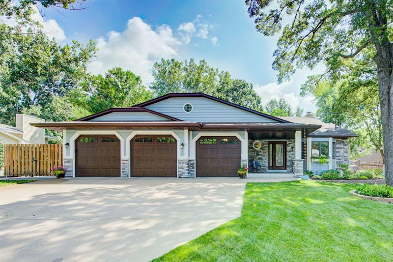 12973 Nightingale St NW, Coon Rapids, MN 55448