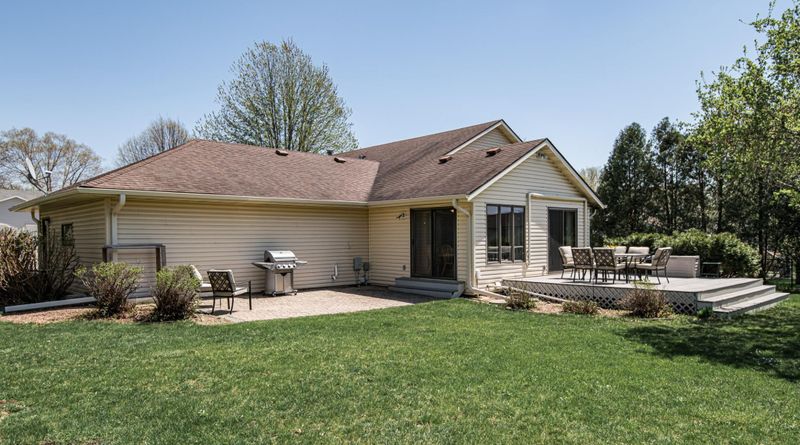 5717 Stapleton Ln NW, Rochester, MN 55901
