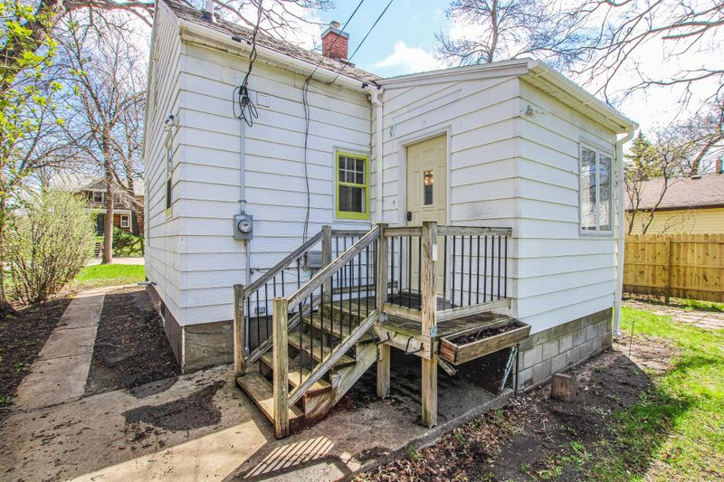 1208 Fillmore St, Alexandria, MN 56308
