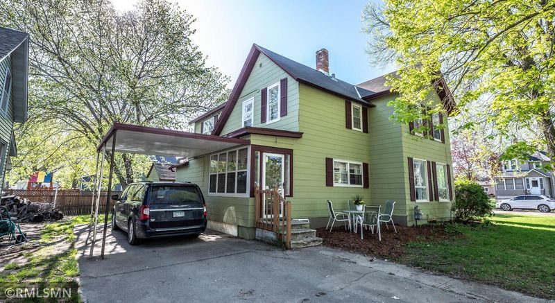 628 5th St NW, Faribault, MN 55021