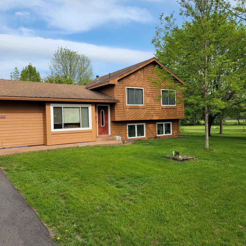 18137 Ogden St NW, Elk River, MN 55330