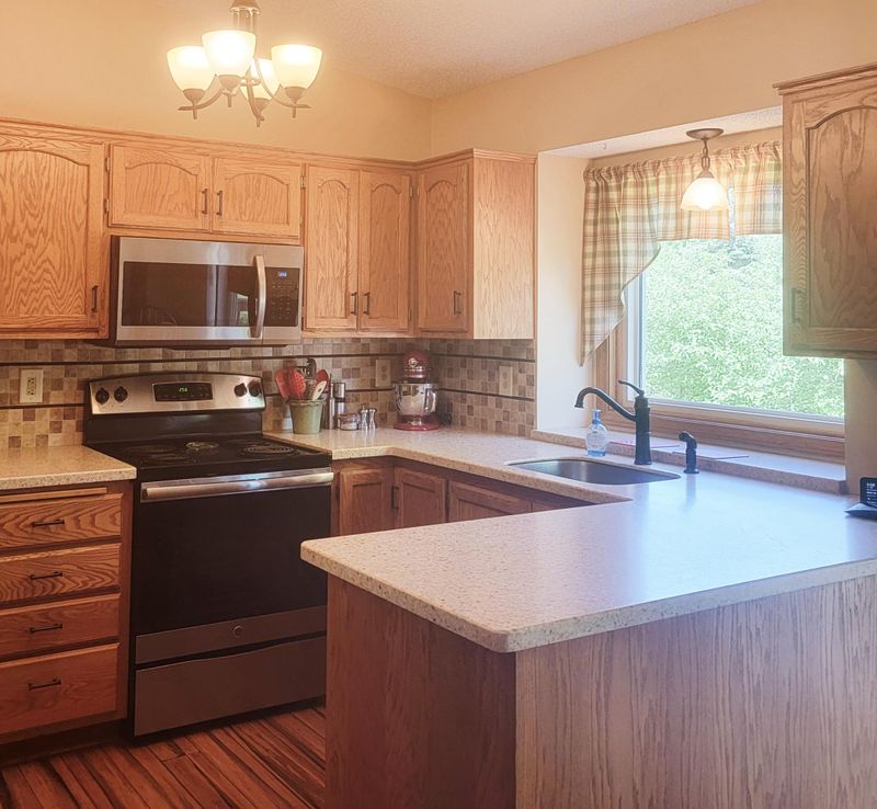18137 Ogden St NW, Elk River, MN 55330