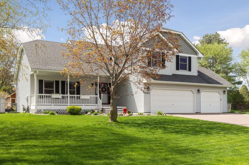 3787 Thomas Ct, Vadnais Heights, MN 55127
