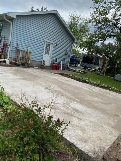 608 Division St, Deer River, MN 56636