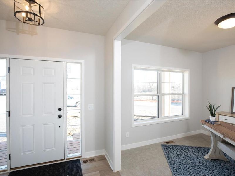 4863 Bennett St SE, Prior Lake, MN 55372