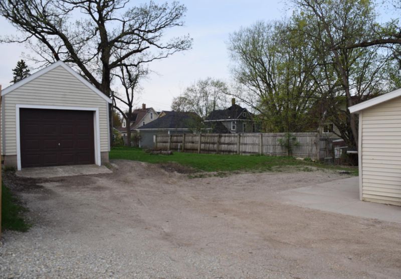 115 Prospect St, Owatonna, MN 55060
