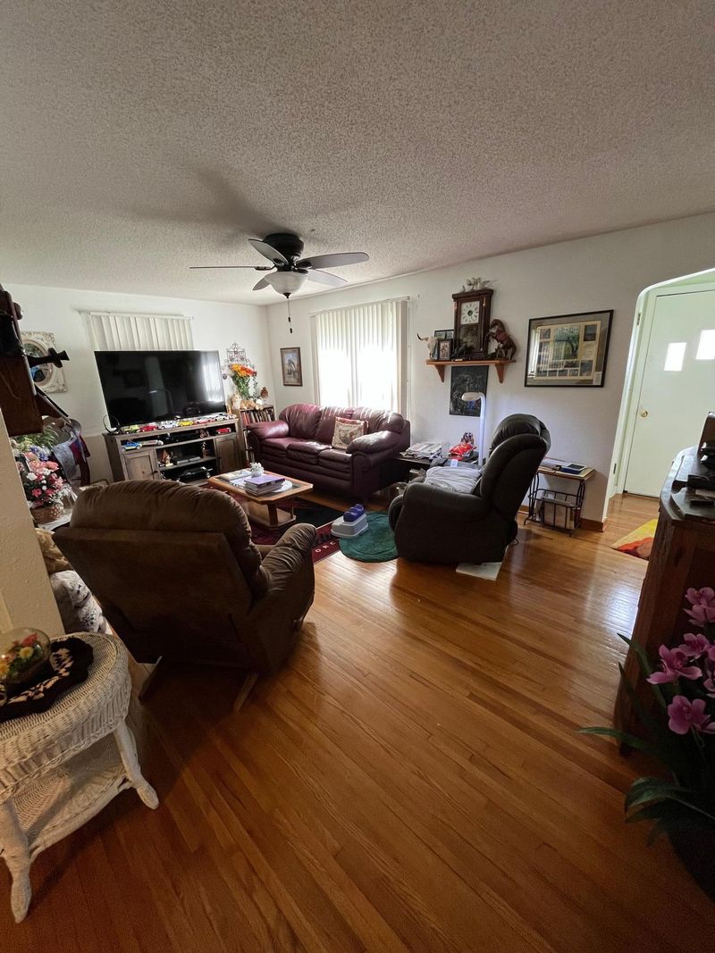 373 Hudson St, Paynesville, MN 56362