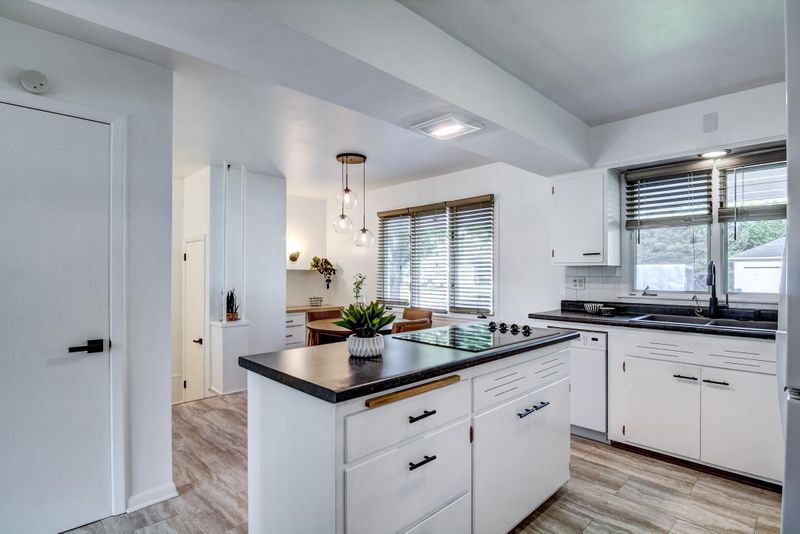 3005 Patton St, Eau Claire, WI 54701