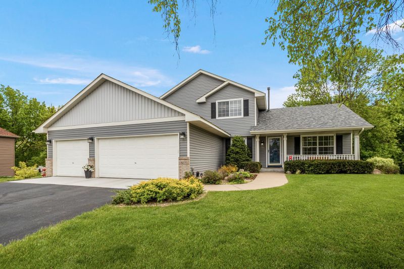 8835 Douglas Ct N, Brooklyn Park, MN 55445