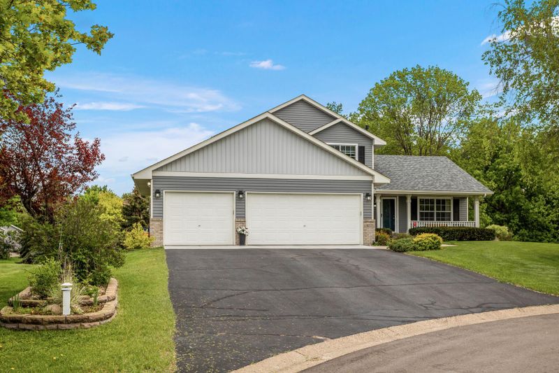 8835 Douglas Ct N, Brooklyn Park, MN 55445
