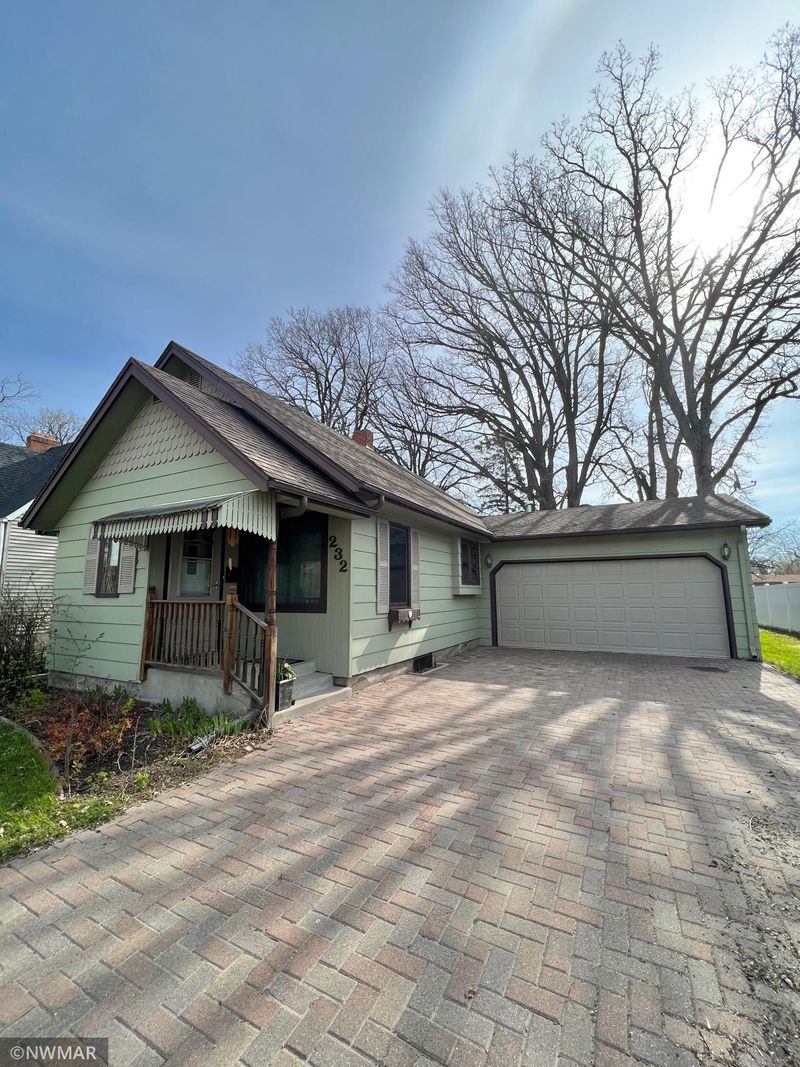 232 Crocker Ave N, Thief River Falls, MN 56701