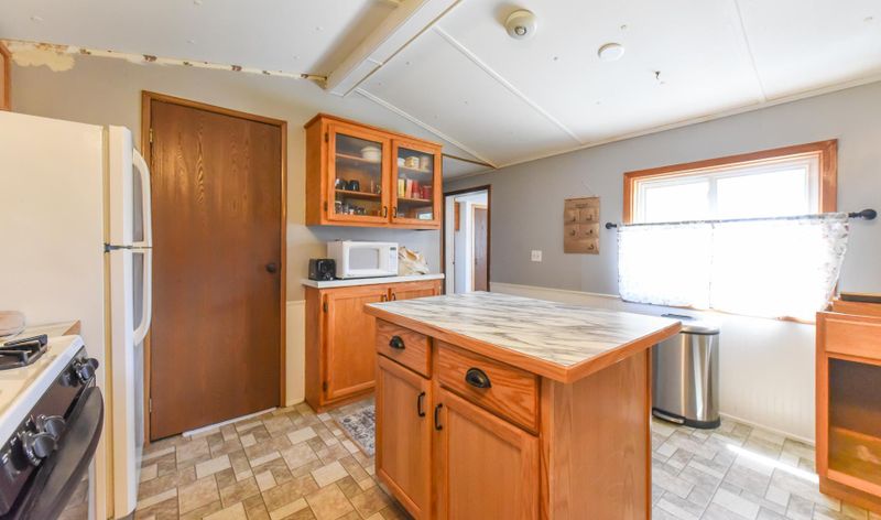 406 Wright St, Palisade, MN 56469