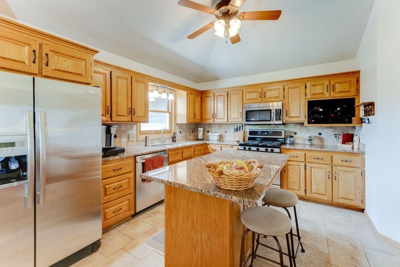 14041 80th Ave N, Maple Grove, MN 55311