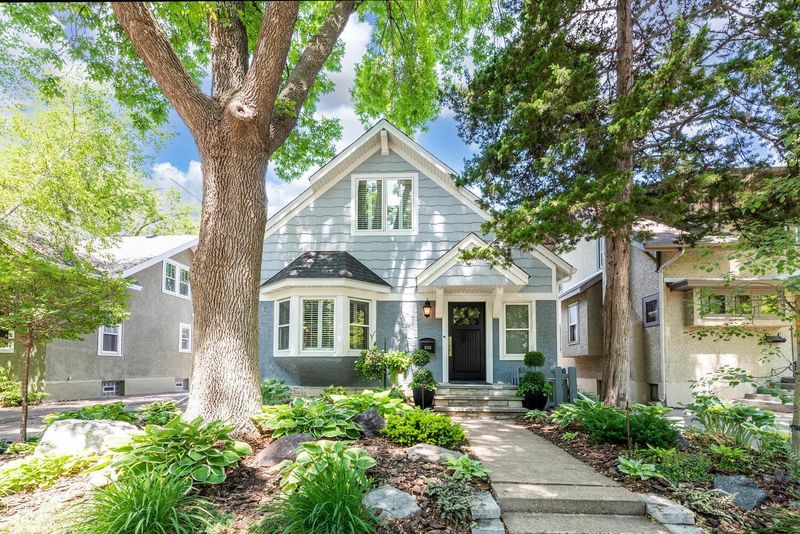 3332 W 32nd St, Minneapolis, MN 55416
