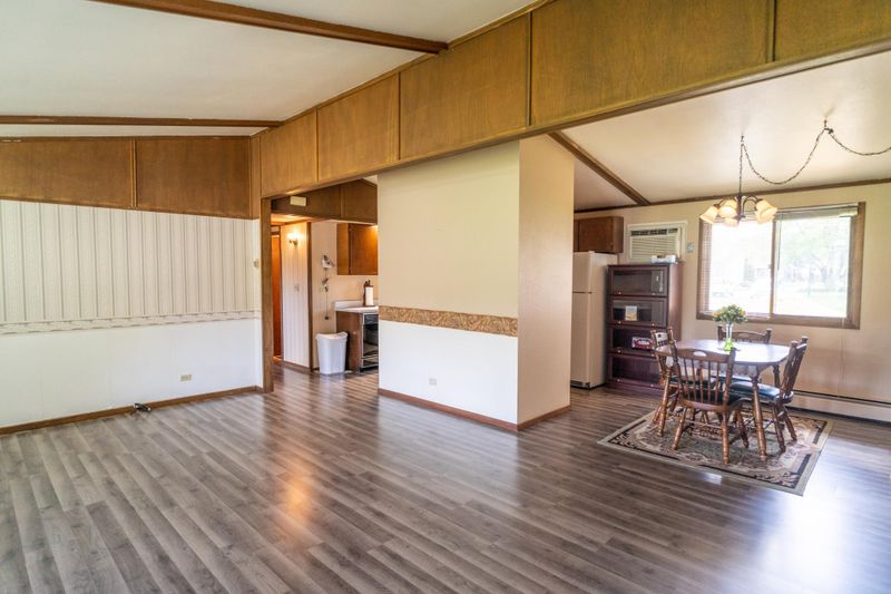 1230 Bluff Ave, Saint Charles, MN 55972