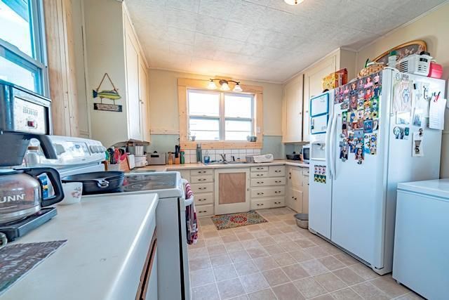 538 4th St SE, Deer River, MN 56636