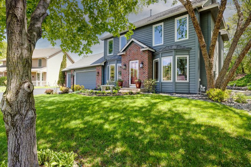 4125 Deerwood Trl, Eagan, MN 55122
