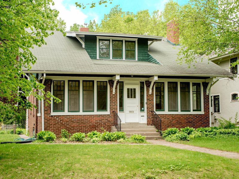 1801 Goodrich Ave, Saint Paul, MN 55105