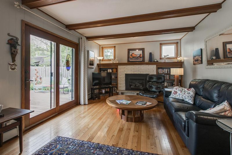 4026 Birch Knoll Dr, White Bear Lake, MN 55110