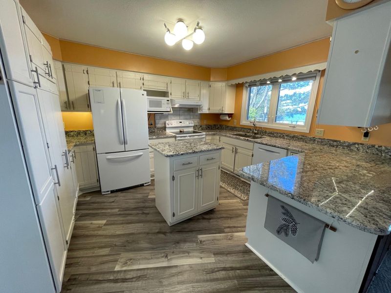 9025 Baywatch Trl NW, Walker, MN 56484