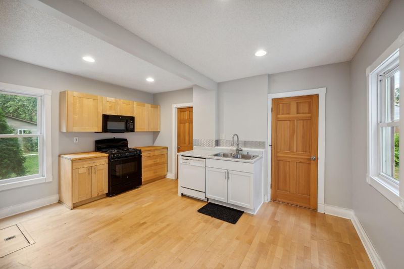 1609 3rd St NE, Minneapolis, MN 55413