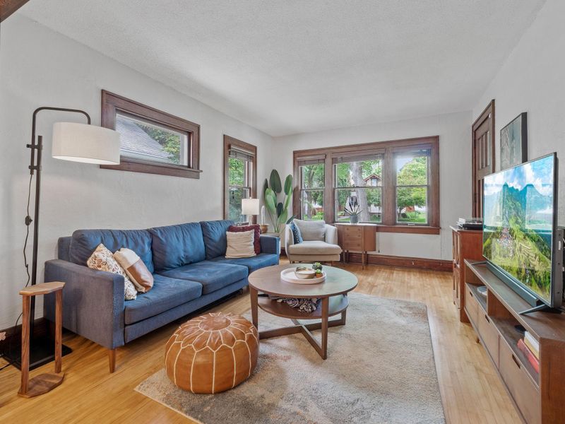 4631 Harriet Ave, Minneapolis, MN 55419